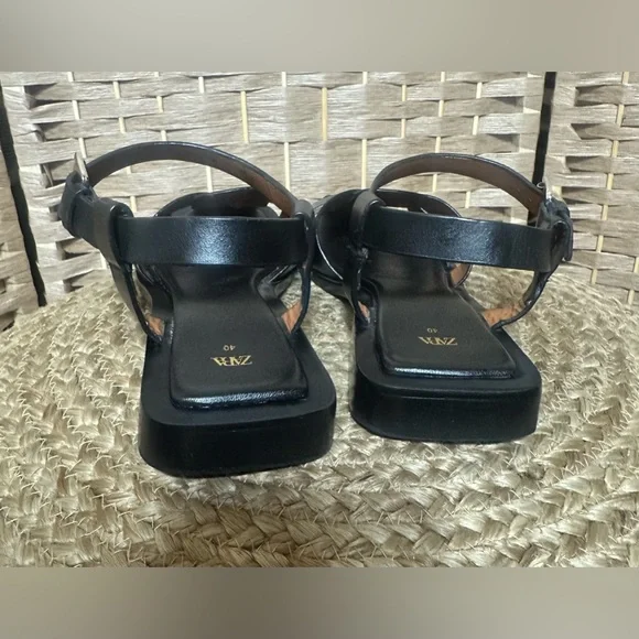 Zara Buckled Fisherman Sandals - Size 40 - Picture 8 of 10